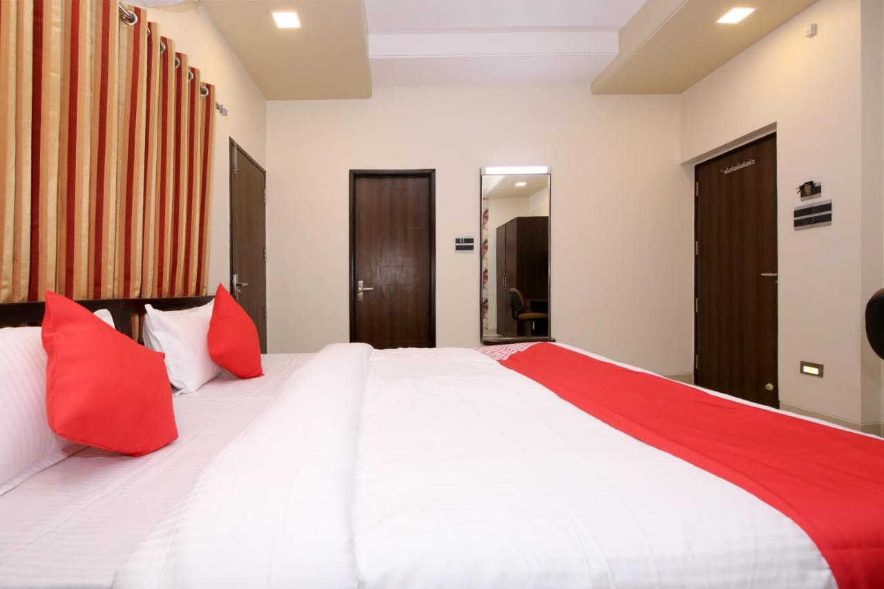 Capital O 36691 Hotel Aashirwad Inn จาบัลปูร์ ภายนอก รูปภาพ