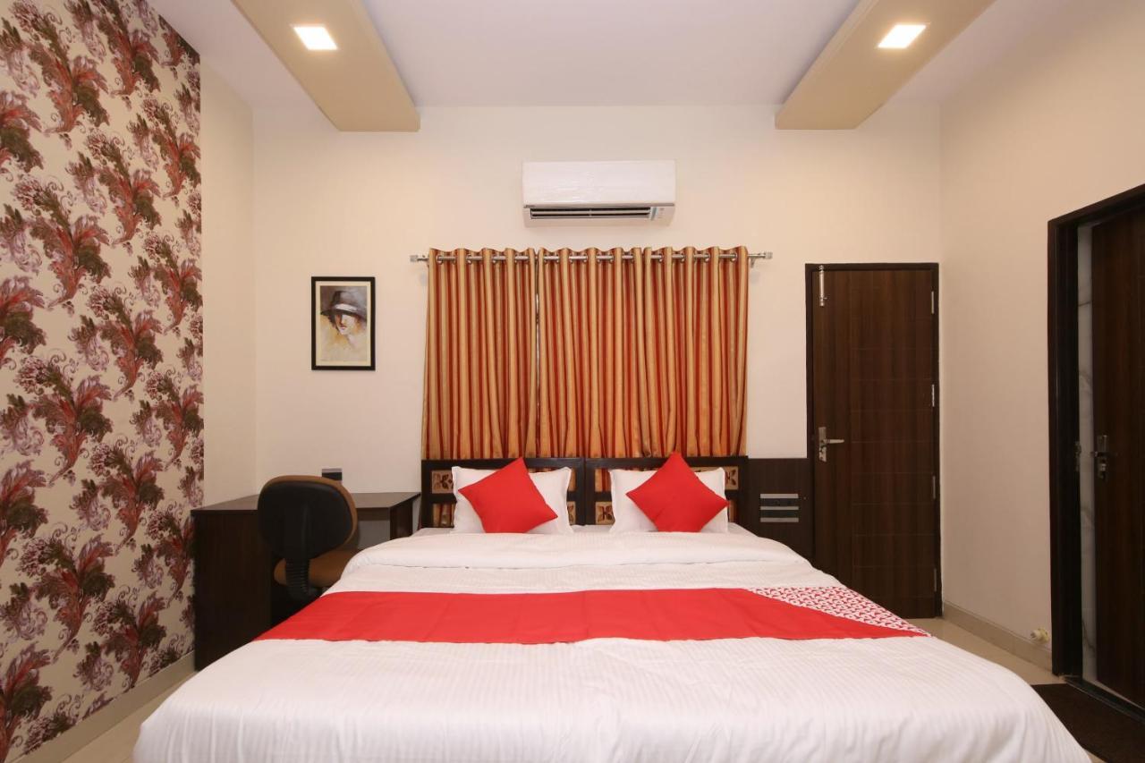 Capital O 36691 Hotel Aashirwad Inn จาบัลปูร์ ภายนอก รูปภาพ