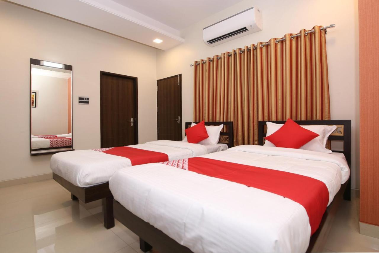 Capital O 36691 Hotel Aashirwad Inn จาบัลปูร์ ภายนอก รูปภาพ